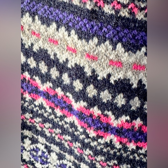 New J Crew Purple Pink White Navy 100% Wool Fair Isle Print Preppy Knit Scarf - Picture 6 of 7